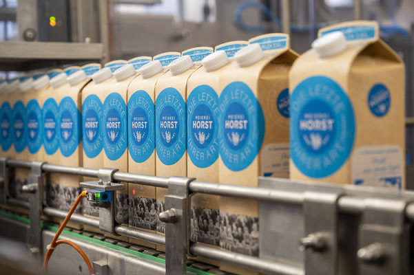 Abpackanlage von Milch